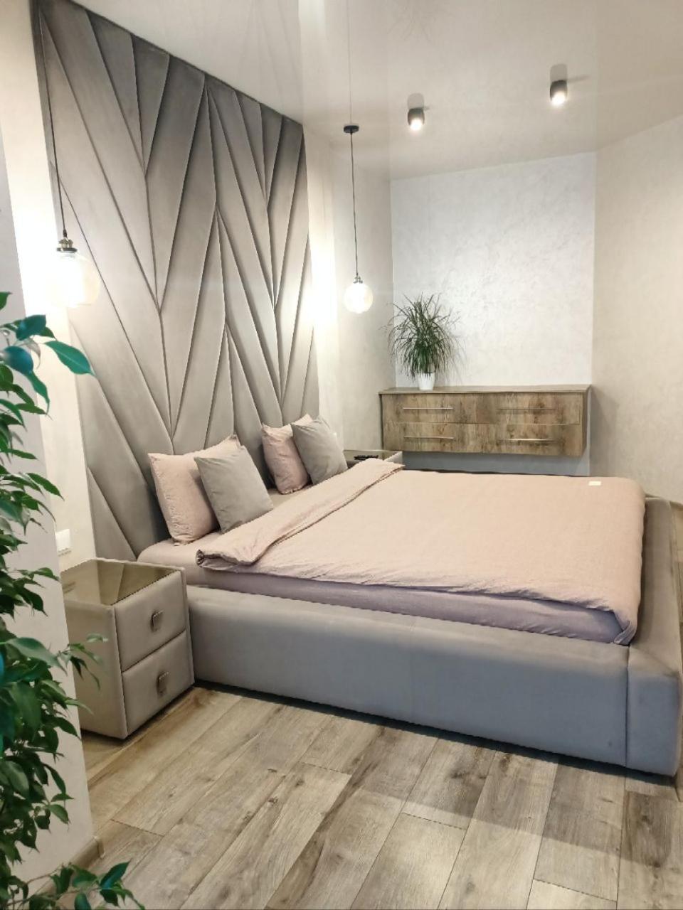 Вишуканий 1К Люкс! Khmel'nyts'kyy Exterior photo